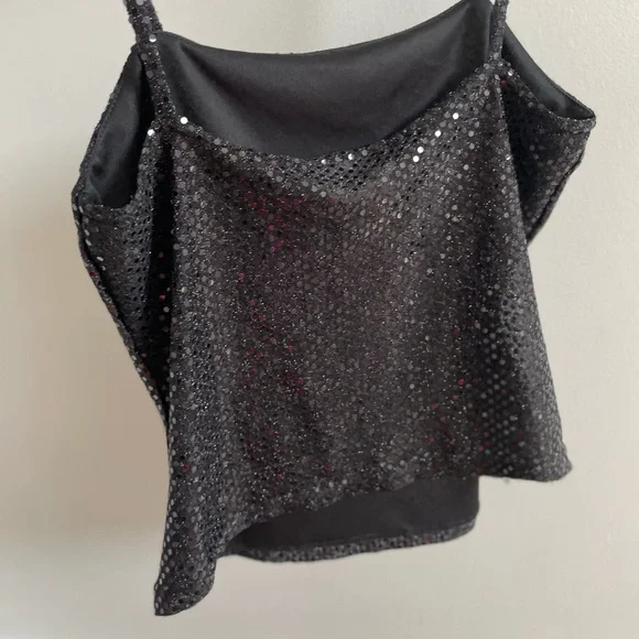 Sequin Crop Top | 🪩 - Picture 4 of 12